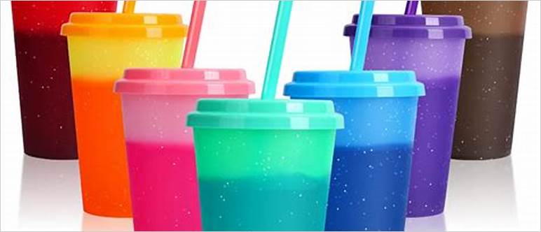 Cute cups with straws